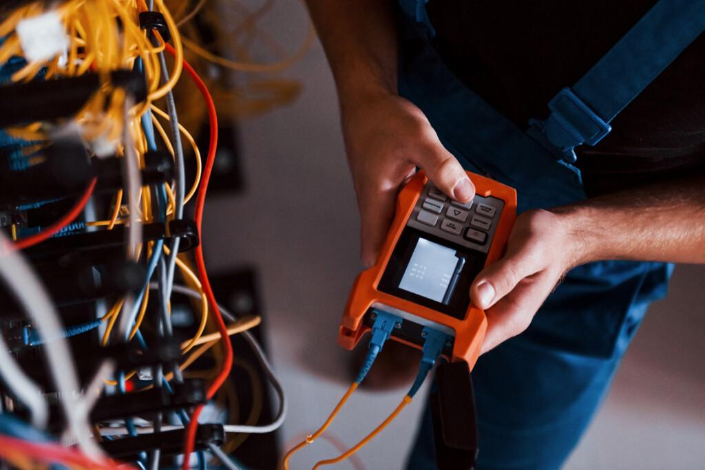 Elektroprüfungen Dech